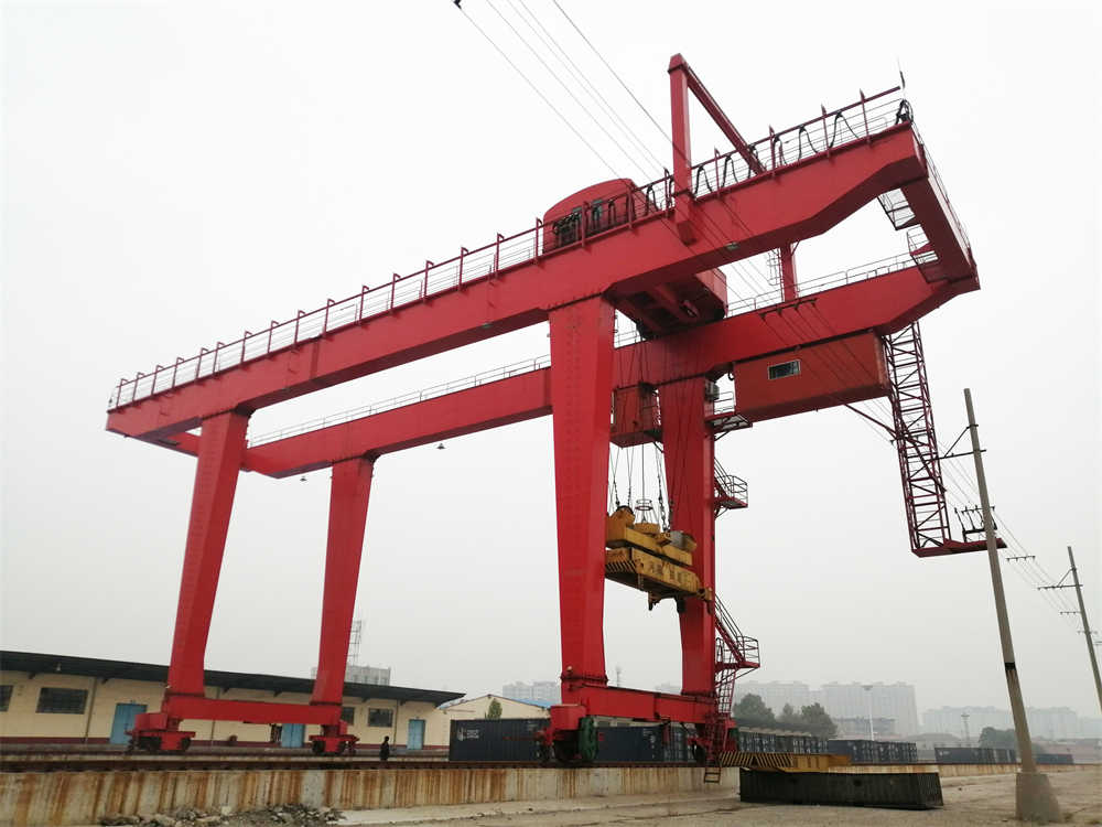 Conception d'une grue portique pour conteneurs