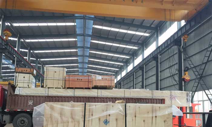 Overhead crane system for steel structure handling