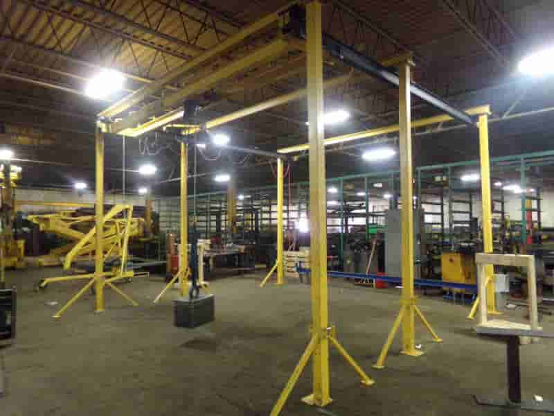 Air-Technical-Industries-Unveils-Freestanding-Workstation-Bridge Cranes