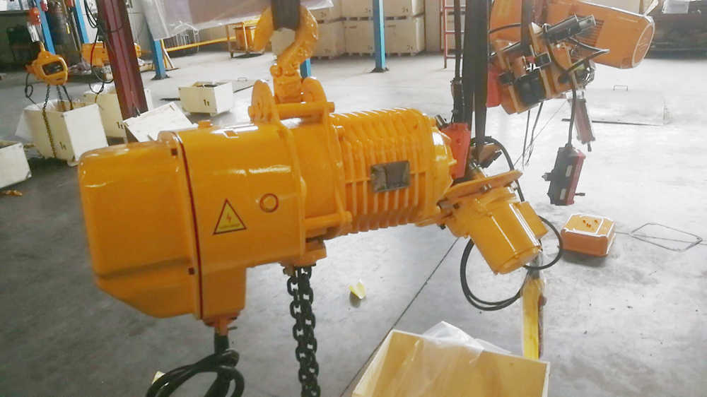 1 ton electric chain hoist side