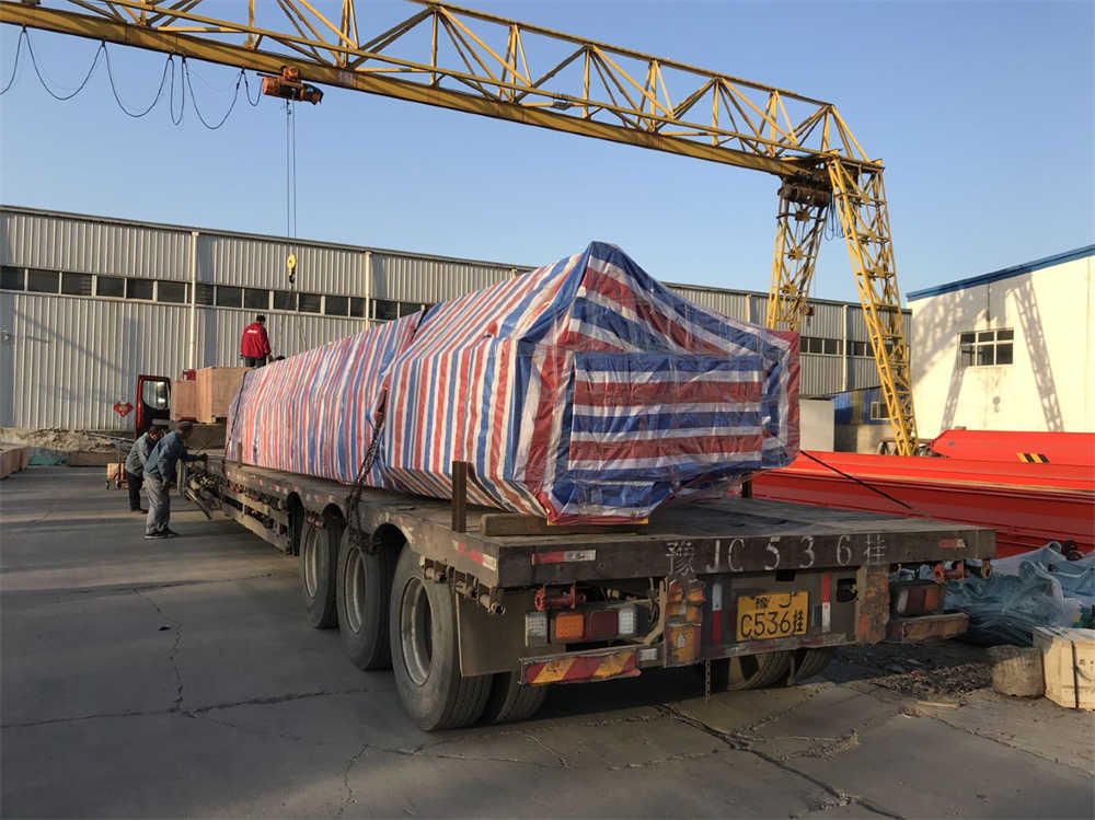 5 ton single girder overhead crane is packed and ready to be sent to Pakistan