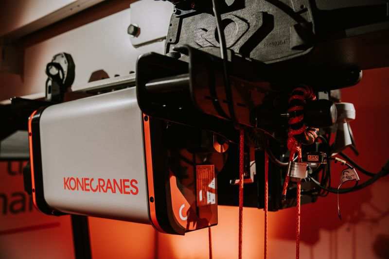 Konecranes signs crane and service contract for Dubai manufacturing plant