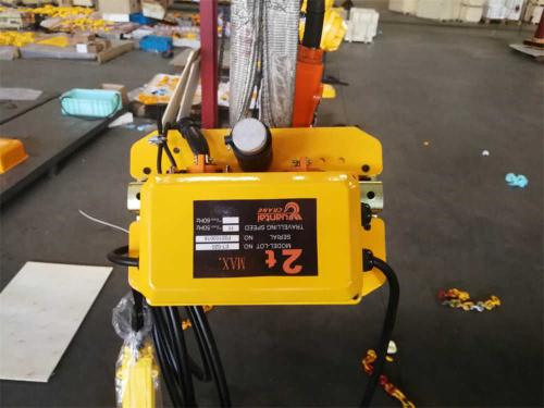 2t-electric-chain-hoist-1