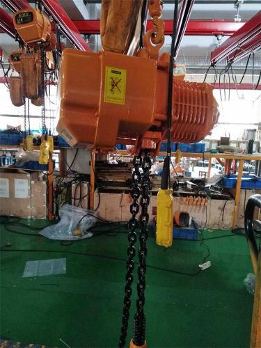 3-ton-electric-chain-hoist-side-2