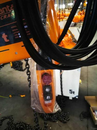 2-ton-electric-chain-hoist-controller